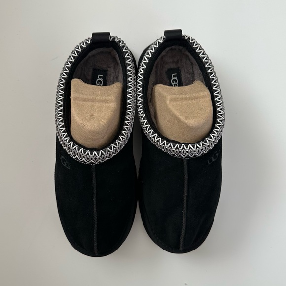UGG Tazz Platform Black Size 9 NWT - Picture 6 of 16